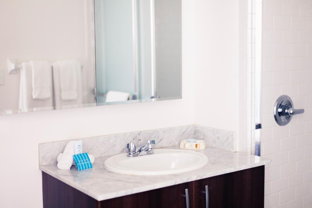 Downtown Luxury Suites Джерси-Сити Номер фото